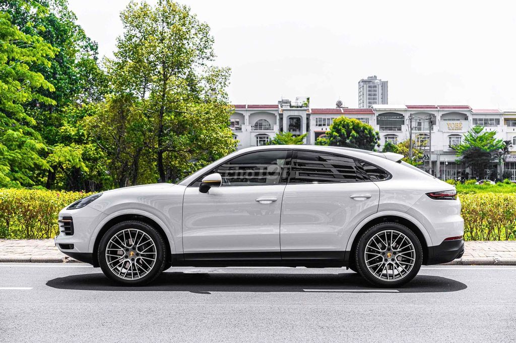 Cayenne Coupe Model 2023 màu trắng nt đỏ siêu đẹp. Mua bán Ô tô tại Quận 7 Tp Hồ Chí Minh được đăng bởi Dương Phương hình 5