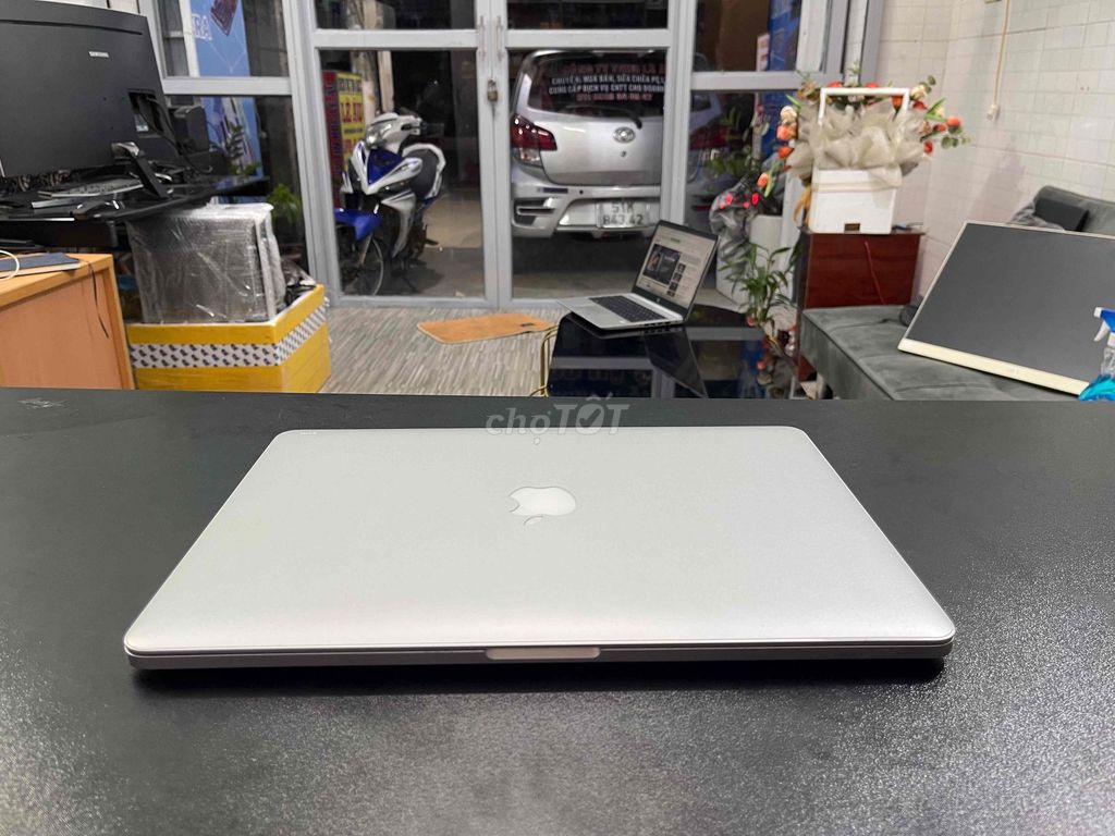 Apple MacBook Pro i7 16GB/256GB. Mua bán Laptop tại Thị xã Tân Uyên Bình Dương được đăng bởi lê âu hình 1