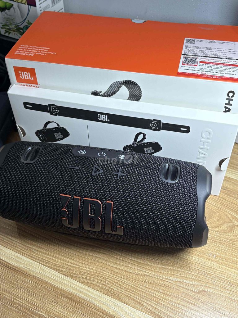 Loa Bluetooth JBL Charge 6 Đen. Mua bán Tivi, Âm thanh tại Quận Hai Bà Trưng Hà Nội được đăng bởi Nguyễn Thế Hùng hình 1