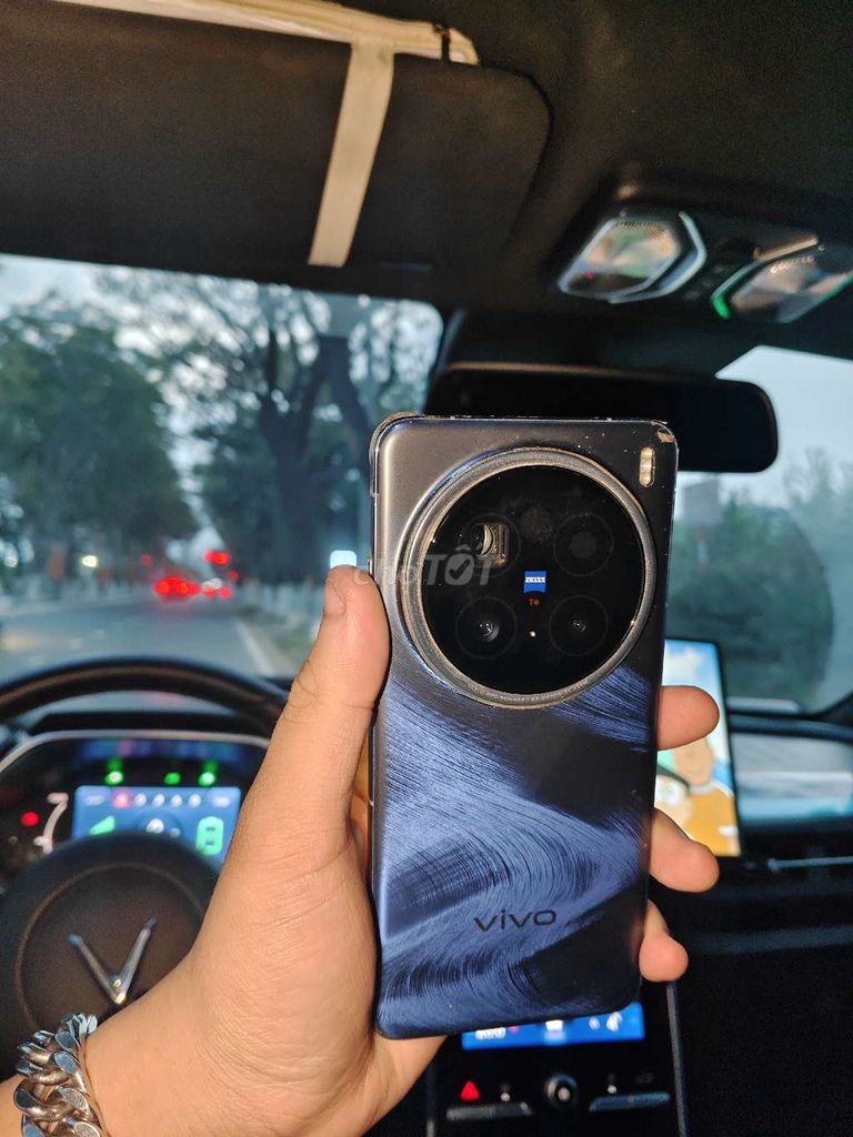 Vivo X200 Pro 512GB Xanh Đã qua sử dụng. Mua bán Điện thoại tại Quận Liên Chiểu Đà Nẵng được đăng bởi Phan Thành Hưng hình 1