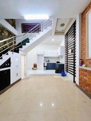 Аренда · 4 комн. · 60 м² · Quận Phú Nhuận, ул. Đường Trần Hữu Trang