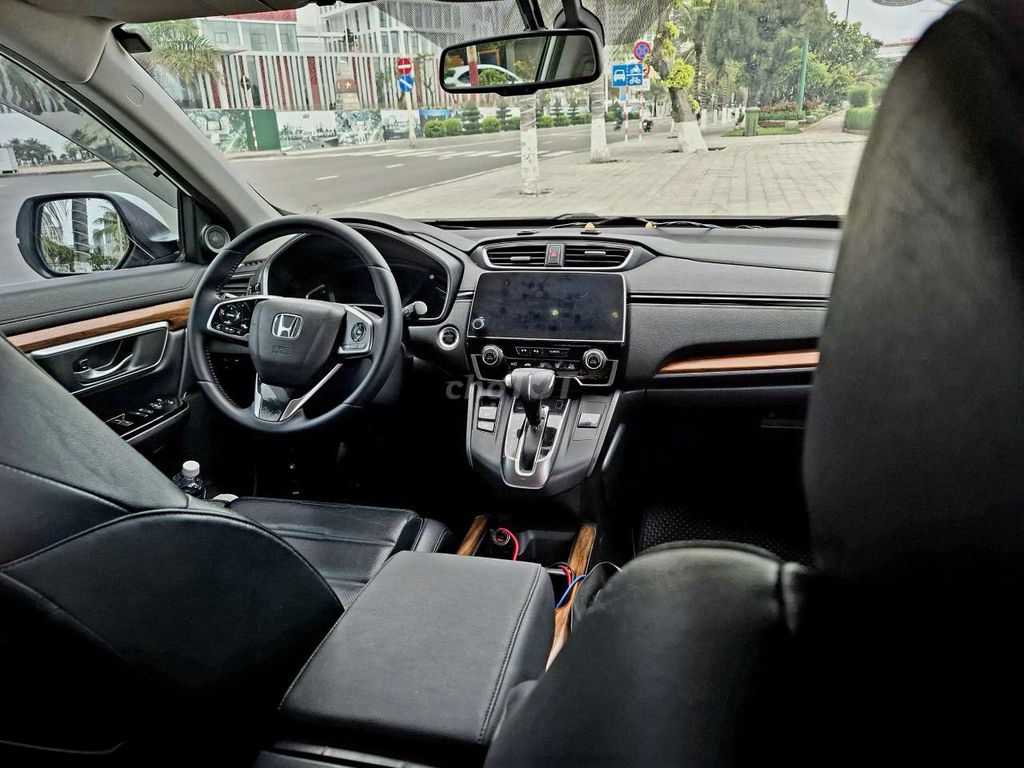 Honda CrV 2019 Bản L. Mua bán Ô tô tại Quận Thanh Xuân Hà Nội được đăng bởi Hiền hình 4