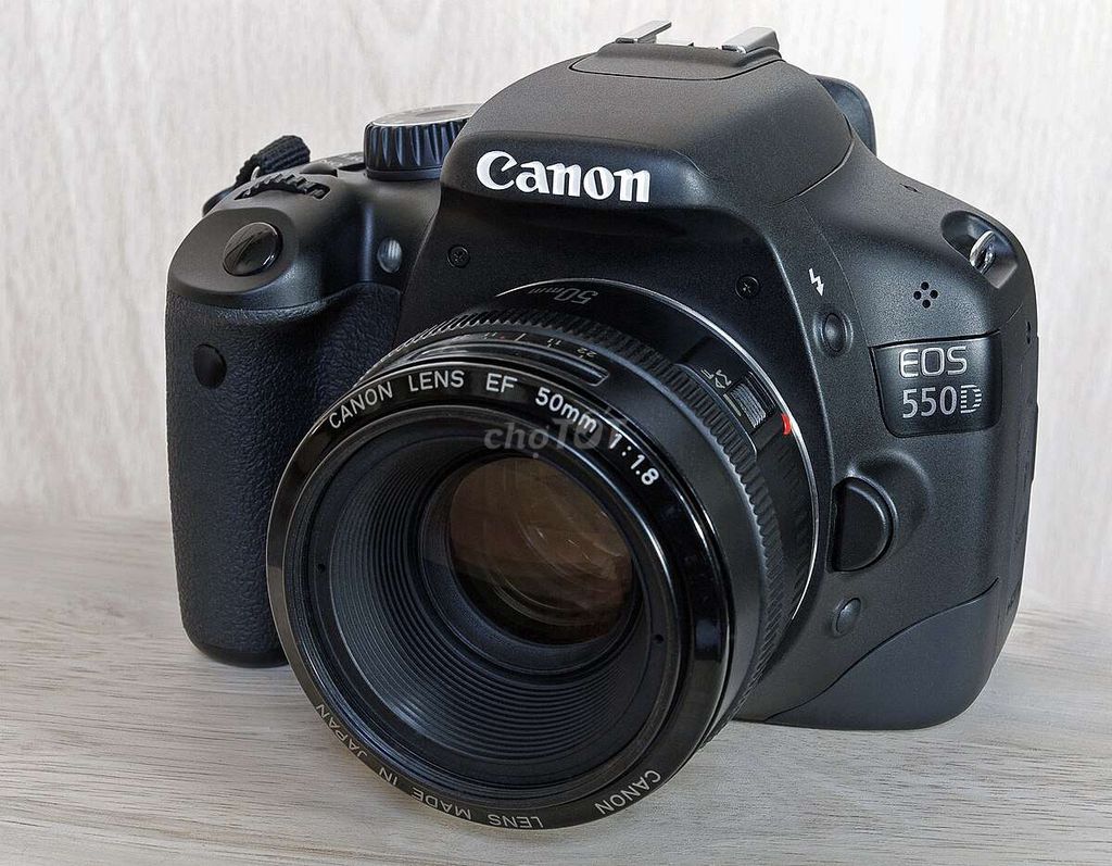 Máy ảnh Canon EOS 550D Đen. Mua bán Máy ảnh, Máy quay tại Quận Tân Phú Tp Hồ Chí Minh được đăng bởi Trần Cường hình 1