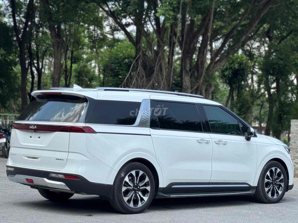 Kia Carnival 2.2D Premium 8 chỗ sx 2022 trắng. Mua bán Ô tô tại Quận Cầu Giấy Hà Nội được đăng bởi Cao Quý hình 4