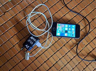 Apple iPhone 4S 16GB Đen Đã sử dụng. Mua bán Điện thoại tại Quận Ba Đình Hà Nội được đăng bởi Đoàn Ngọc Hùng