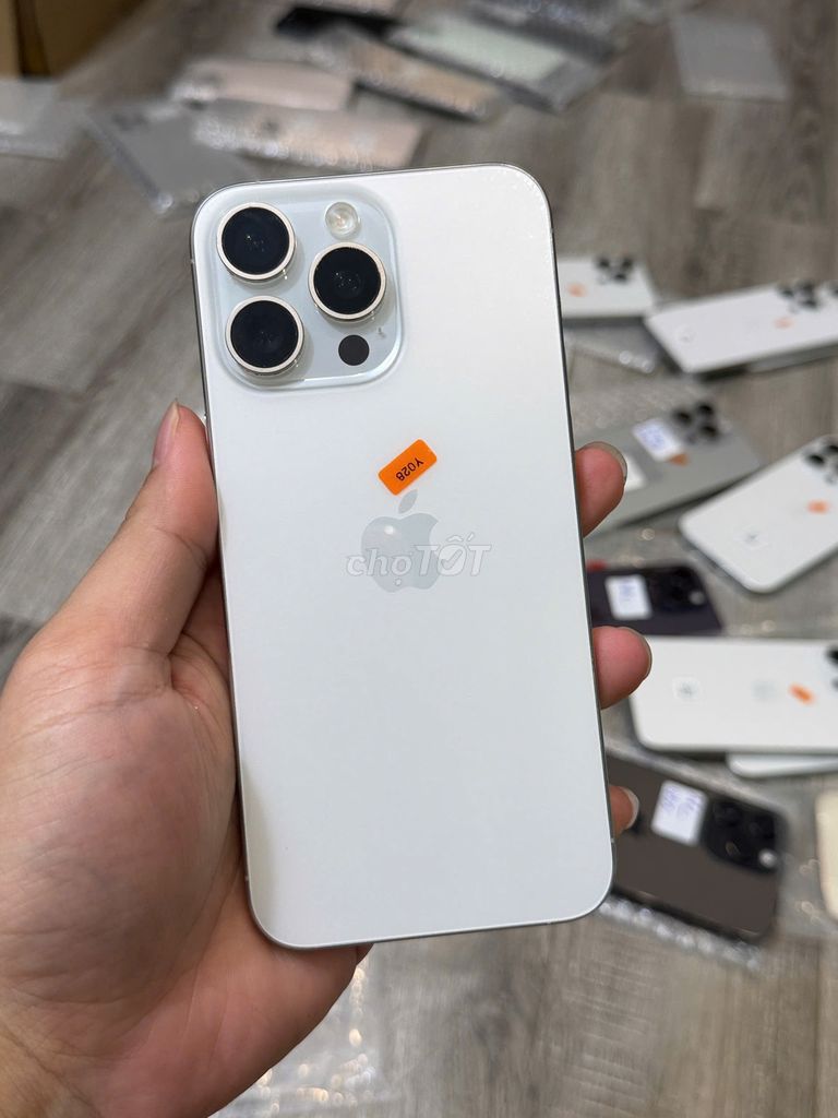 😶‍🌫️iphone 15 pro max quốc tế 512gb zin đẹp không lỗi. Mua bán Điện thoại tại Quận Thanh Xuân Hà Nội được đăng bởi Thành Vũ Mobile hình 1