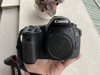 Canon EOS 60D (Body Only) cũ