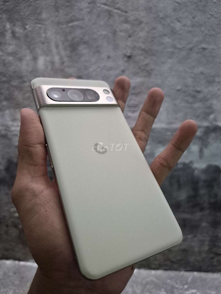 Google Pixel 8 Pro trắng QT zin áp đẹp 99% có gl. Mua bán Điện thoại tại Quận 12 Tp Hồ Chí Minh được đăng bởi Tuấn Anh hình 1