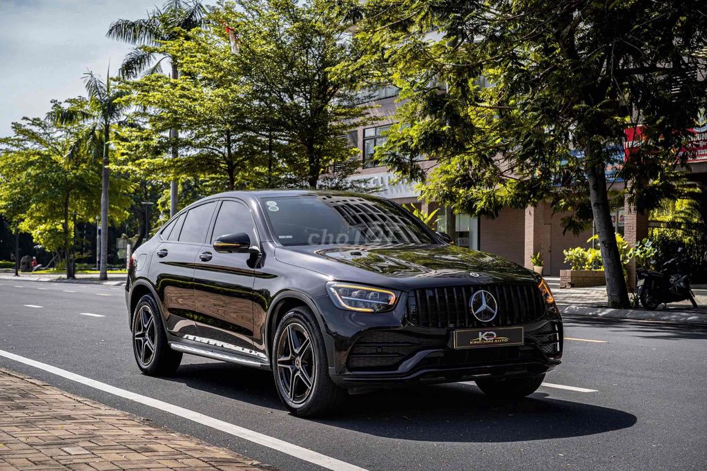GLC300 COUPE - 2022 màu đen siêu ngầu đẹp xuất sắc. Mua bán Ô tô tại Quận 7 Tp Hồ Chí Minh được đăng bởi Dương Phương hình 3