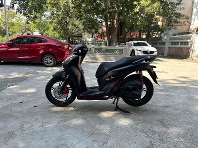 Honda SH 160 ABS 2024 Đen 6000 km. Mua bán Xe máy tại Quận Lê Chân Hải Phòng được đăng bởi Nguyễn Thế Hiếu