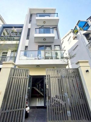 Аренда · 6 комн. · 110 м² · Quận Tân Bình, ул. Đường Trần Mai Ninh
