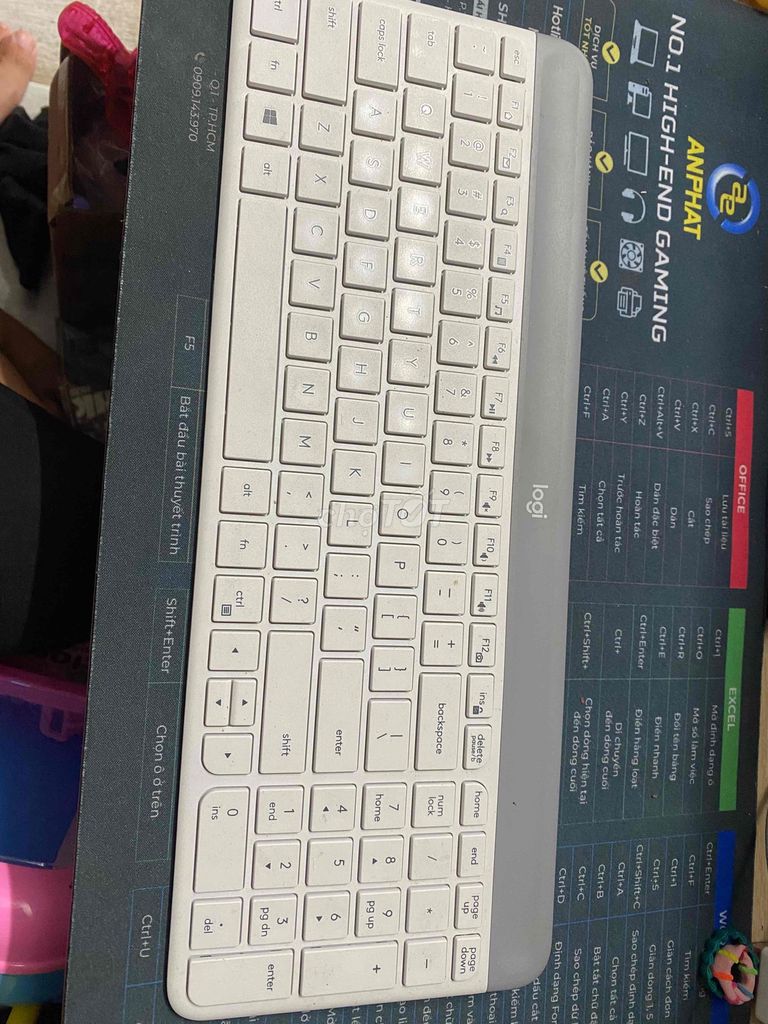 Bàn phím Logitech K470. Mua bán Phụ kiện (Màn hình, Chuột...) tại Quận 12 Tp Hồ Chí Minh được đăng bởi Bách Hóa An Nhiên hình 1