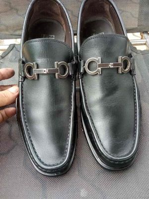 Salvatore Ferragamo, made in Italy, size 40. Mua bán Giày dép tại Quận 7 Tp Hồ Chí Minh được đăng bởi Nguyên