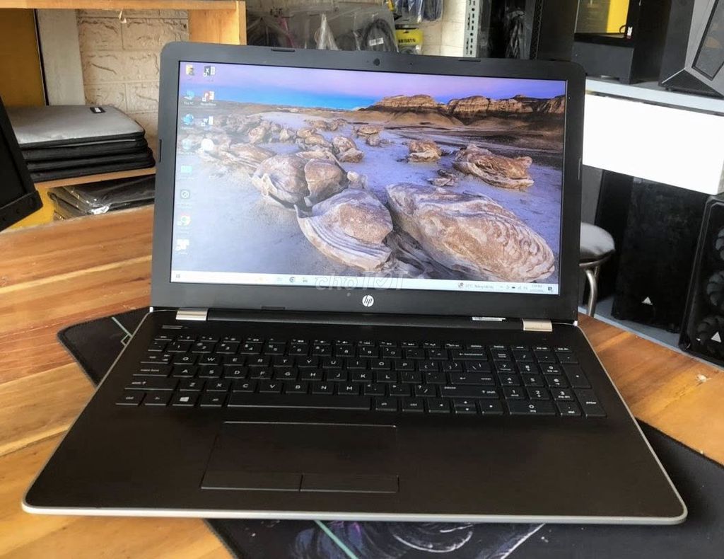 HP Laptop 15 Core i5-7200U/8G/128G+500GB 15.6" FHD. Mua bán Laptop tại Thành phố Thủ Đức Tp Hồ Chí Minh được đăng bởi NamPhong Computer hình 1