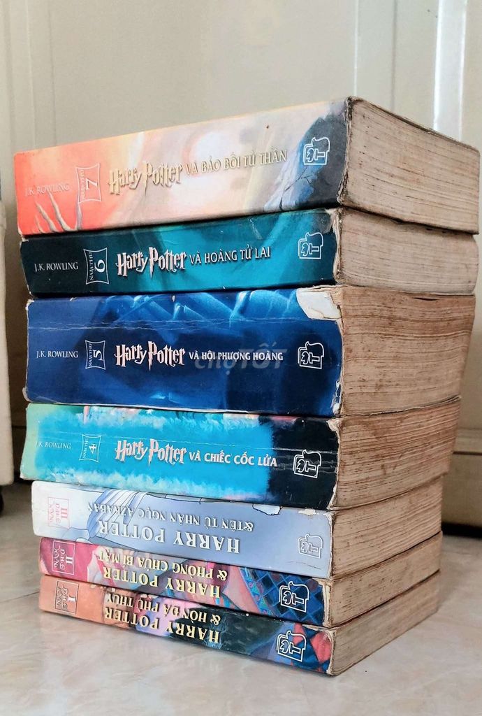 Sách bộ Harry Potter 7 quyển. Mua bán Sách tại Quận Tân Bình Tp Hồ Chí Minh được đăng bởi pham thi thanh xuan hình 1