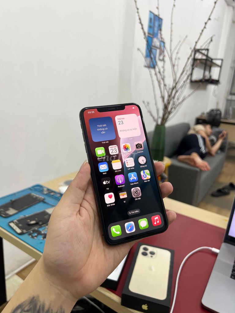 iPhone Xs Max QTE 64G Zin Nguyên Bản Full Chức Năn. Mua bán Điện thoại tại Quận Đống Đa Hà Nội được đăng bởi Hà Nội Mobile Bao Duyệt Nợ Xấu hình 1