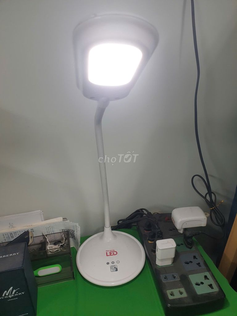 Thanh lý đèn bàn LED Điện Quang LDL05 Trắng. Mua bán Đèn tại Quận Bình Thạnh Tp Hồ Chí Minh được đăng bởi Mr Nhã hình 1
