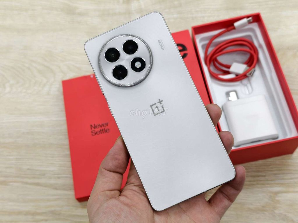 OnePlus ACE 5 256GB Bạc Fullbox  rom quốc tế. Mua bán Điện thoại tại Quận Hai Bà Trưng Hà Nội được đăng bởi Boss Mobile hình 1