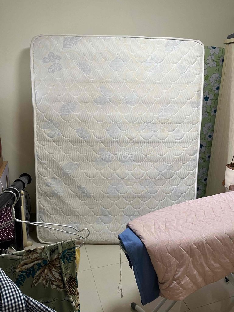 Nệm lò xo 1m6 x 2m. Mua bán Giường, chăn ga gối nệm tại Thành phố Thủ Đức Tp Hồ Chí Minh được đăng bởi Huy hình 1