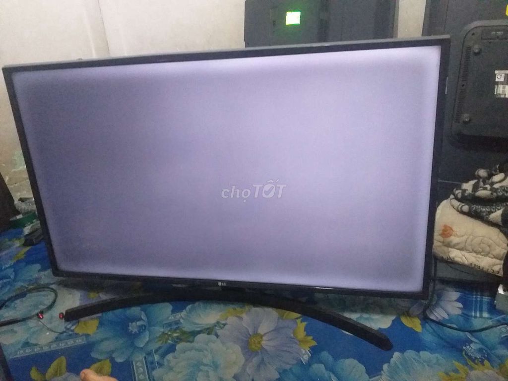 Xác  43inch lg (43uk6340). Trắng hình.