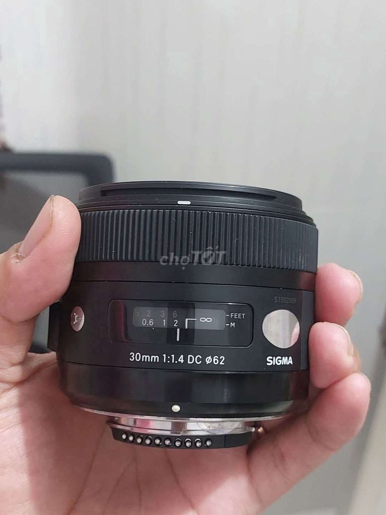 Len sigma 30mm F1.4 art for nikon