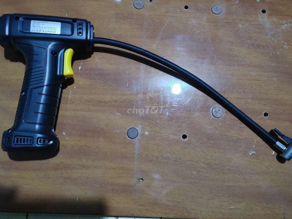 Bơm hơi xe máy SUI TU cầm tay gọn khỏe nguyên hộp. Mua bán Phụ tùng xe tại Quận Hoàn Kiếm Hà Nội được đăng bởi Hữu Thọ hình 1