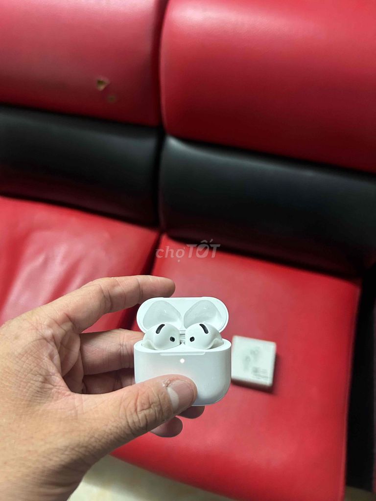 Tai nghe Bluetooth Apple AirPods 4 Chống ồn Trắng. Mua bán Tivi, Âm thanh tại Thành phố Biên Hòa Đồng Nai được đăng bởi tuấn huỳnh hình 1