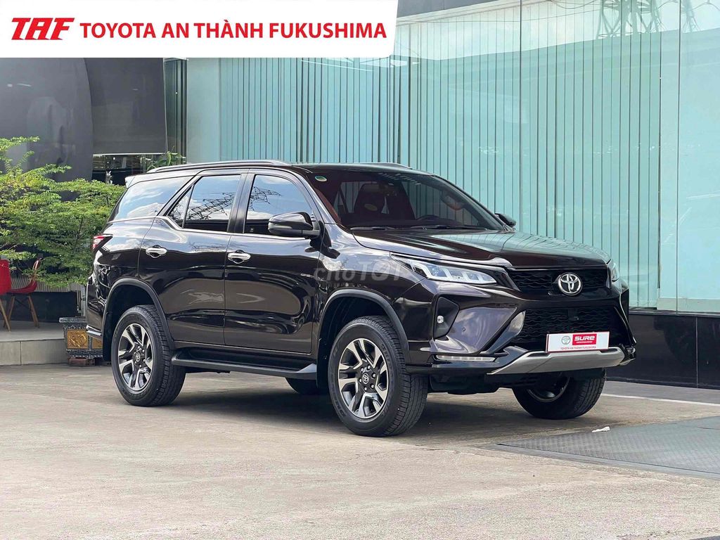 Toyota Fortuner Legender 2021 2.4AT 4x2 63.000km
