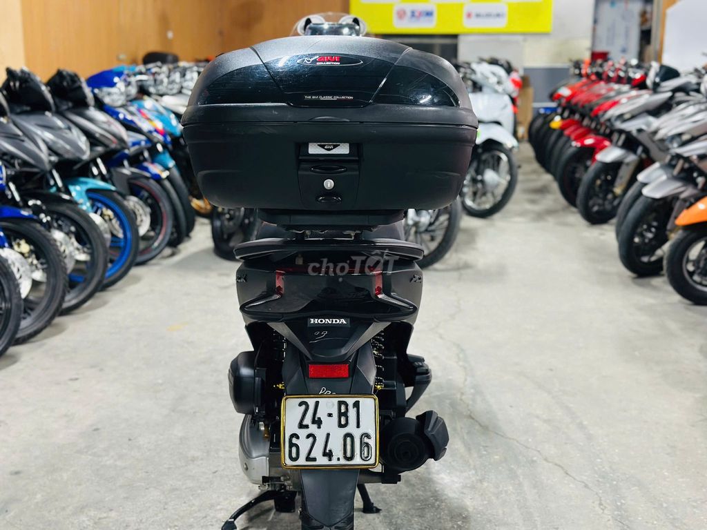 XE MÁYTHANHTÙNG_PCX 125 ĐEN NHÁM KHOÁ SMK ĐỘ THÙNG. Mua bán Xe máy tại Quận Nam Từ Liêm Hà Nội được đăng bởi THANH TÙNG hình 3