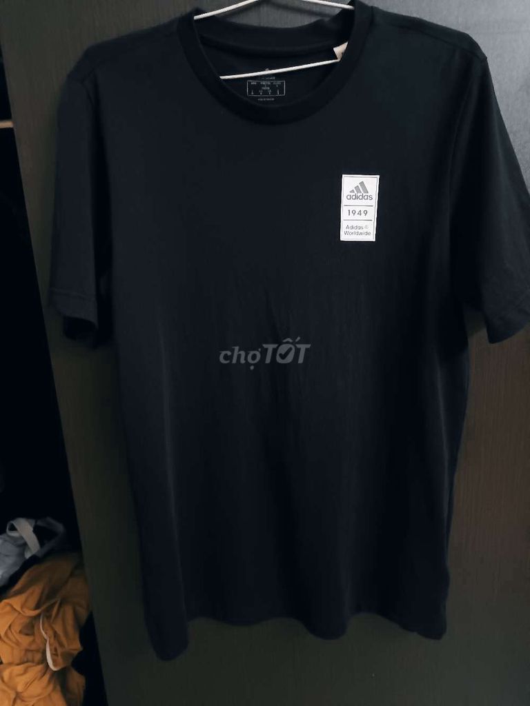 Áo phông Adidas Nam Chính hãng new 99,9%. Mua bán Quần áo tại Quận Hoàng Mai Hà Nội được đăng bởi Duc Anh Moblie hình 1