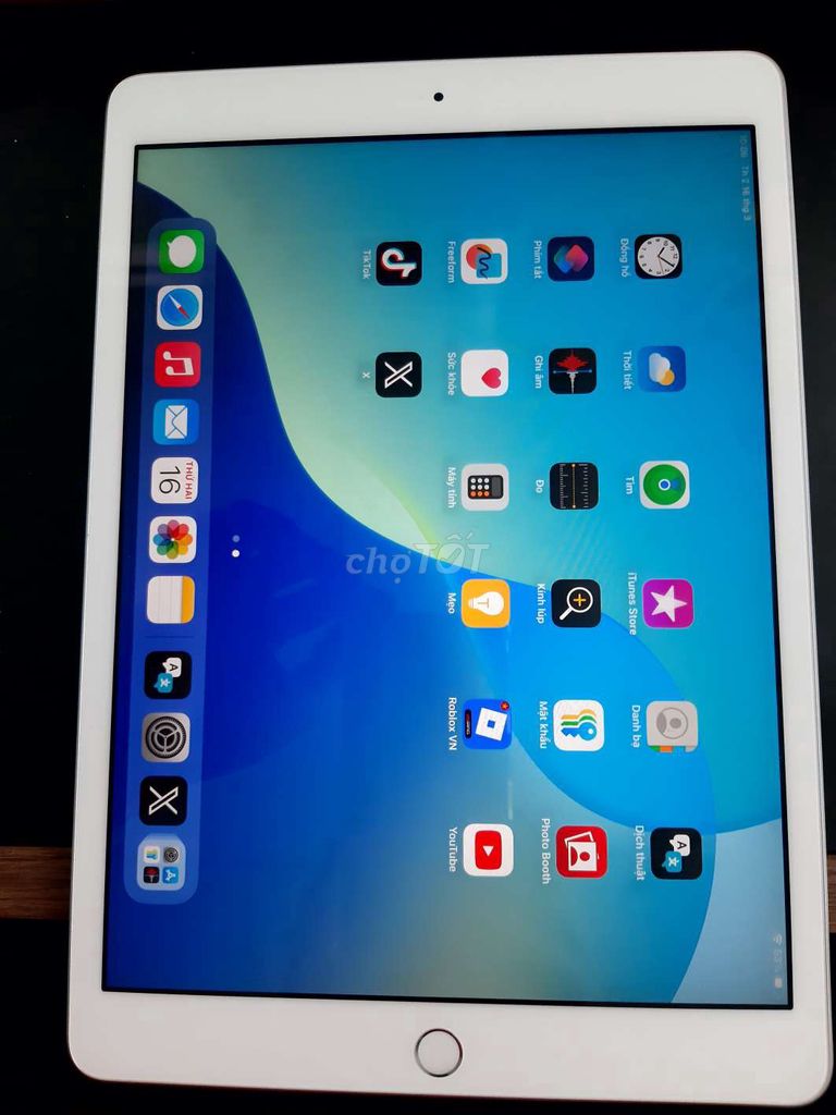 Apple iPad Gen 7 32GB Bạc Mới. Mua bán Máy tính bảng tại Thành phố Thủ Đức Tp Hồ Chí Minh được đăng bởi Phong hình 1