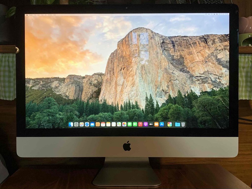 iMac 5K i7 27 inch 2014 xách tay từ Nhật. Mua bán Máy tính để bàn tại Quận 4 Tp Hồ Chí Minh được đăng bởi Trúc  hình 1