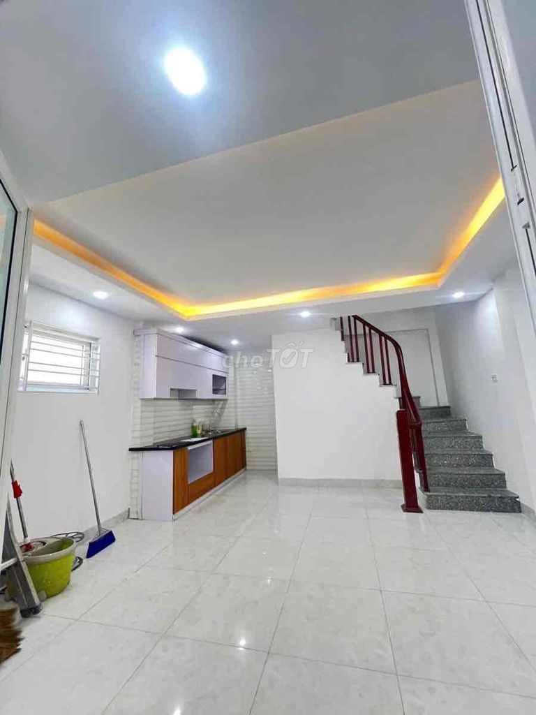 LÔ GÓC 2 THOÁNG - BÁN NHÀ MỸ ĐÌNH - 35M2 - GIÁ 6.55 TỶ. Mua bán nhà ở tại Quận Nam Từ Liêm Hà Nội được đăng bởi Vũ Huyền Trang hình 1