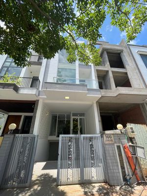 Аренда · 3 комн. · 100 м² · Thành phố Thủ Đức, ул. Đường Lê Hữu Kiều