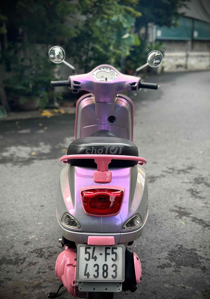 🌈Vespa Lx 125 Bstp Chất Xe Zin Siêu Đẹp. Mua bán Xe máy tại Quận Gò Vấp Tp Hồ Chí Minh được đăng bởi Xe Máy Hiệp Phát hình 6