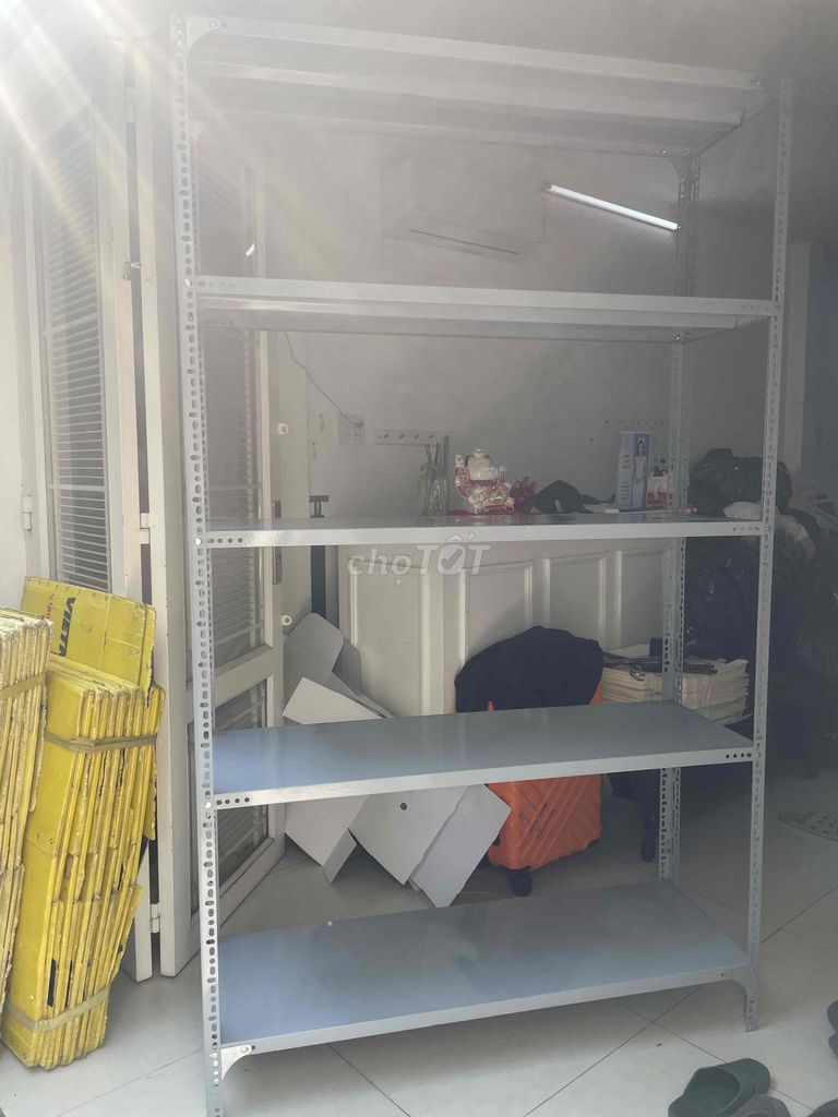 Kệ sắt chữ V 5 tầng 100x40x180cm. Mua bán Tủ, kệ gia đình tại Quận Tân Phú Tp Hồ Chí Minh được đăng bởi Thu Hồng hình 1
