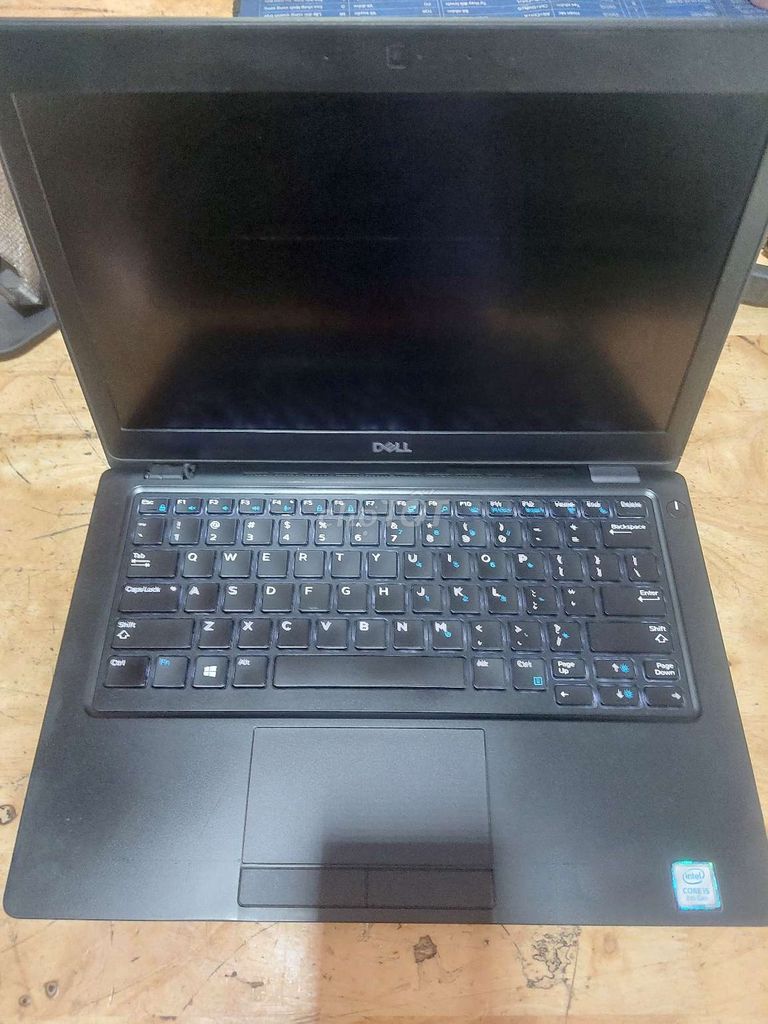 Dell Latitude 5290 i5 gen 8 dram 8g ssd 256g. Mua bán Laptop tại Thành phố Dĩ An Bình Dương được đăng bởi Vitinh laptop hình 1