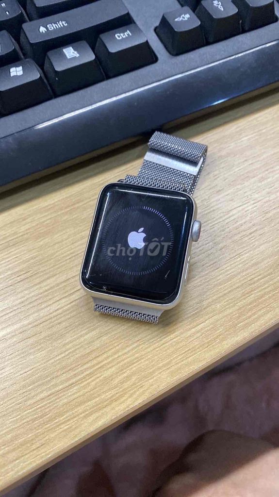 Đồng hồ Apple watch Series 3 42mm