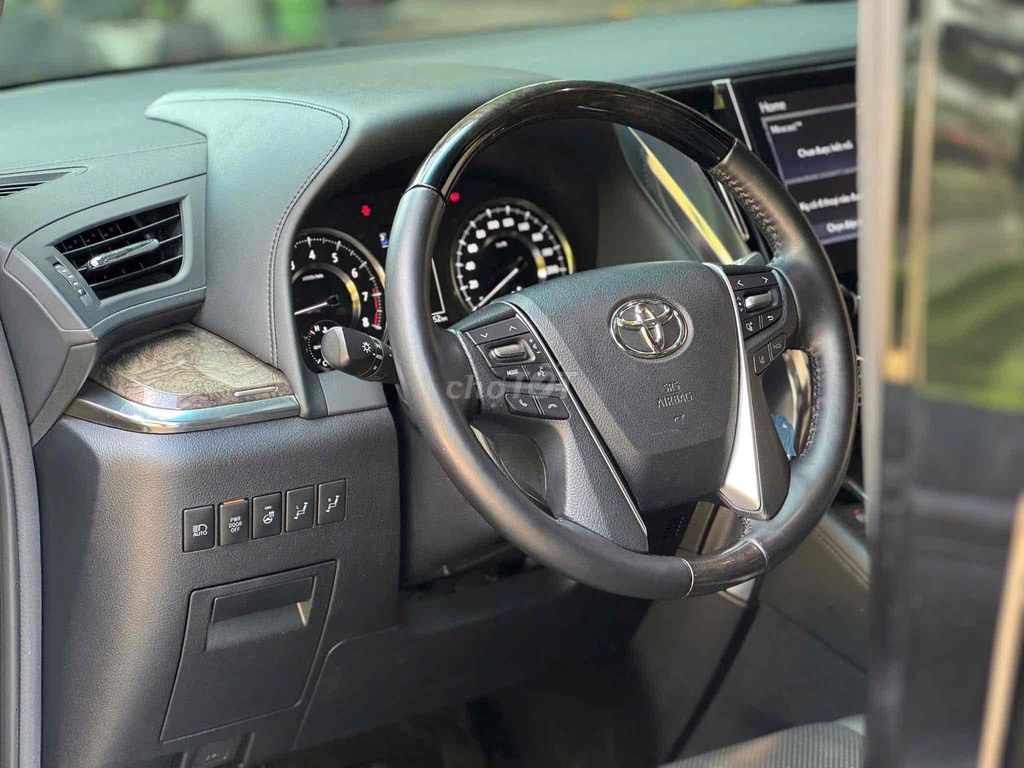 Toyota Alphard Executive Lounge Model 2020