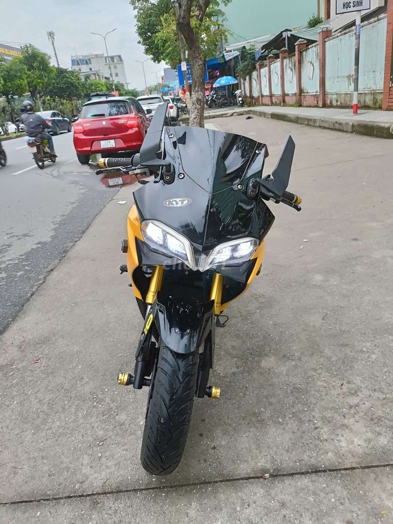 GPX Demon 150 2021 Vàng. Mua bán Xe máy tại Quận Liên Chiểu Đà Nẵng được đăng bởi long hình 5