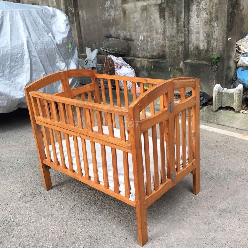 Cũi em bé Gỗ thịt Nâu gỗ 100x70cm. Mua bán Mẹ và bé tại Quận Thanh Xuân Hà Nội được đăng bởi Hồng hình 1
