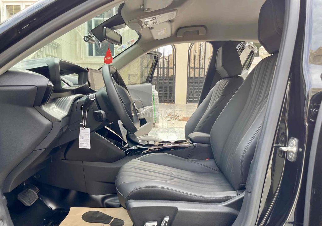 PEUGEOT 2008 GT LINE 2022 MÀU ĐEN 1 CHỦ CỰC MỚI. Mua bán Ô tô tại Thành phố Thủ Đức Tp Hồ Chí Minh được đăng bởi Nguyên Ô Tô Thủ Đức hình 5
