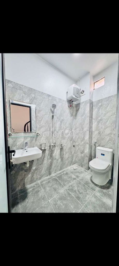 cho thuê nhà nguyên căn, 30m2x3 tầng, gần trường học, ngõ rộng