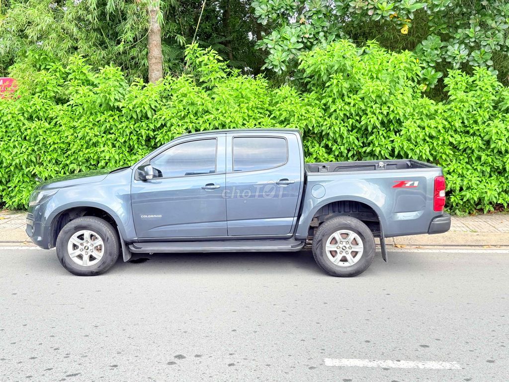 Chevrolet Colorado LT 2.5 Автоматический номер .2018 11 тысяч