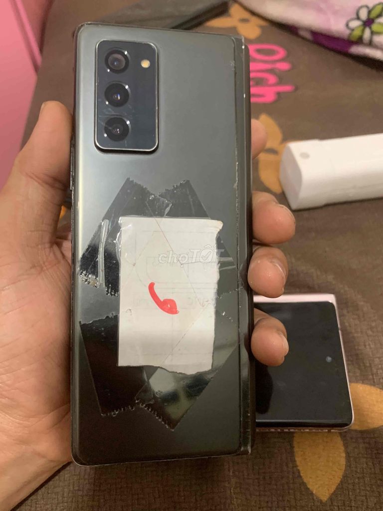 Samsung Galaxy Z Fold2 Đen. Mua bán Điện thoại tại Thành phố Nha Trang Khánh Hòa được đăng bởi Vũ A Tú hình 1