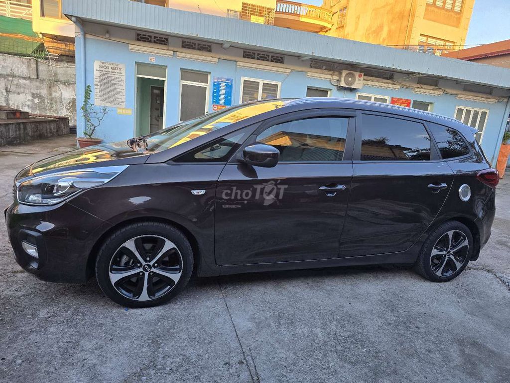 Chính chủ Rondo 2017 2.0 GMT. Mua bán Ô tô tại Quận Kiến An Hải Phòng được đăng bởi Phạm tùng lâm hình 14