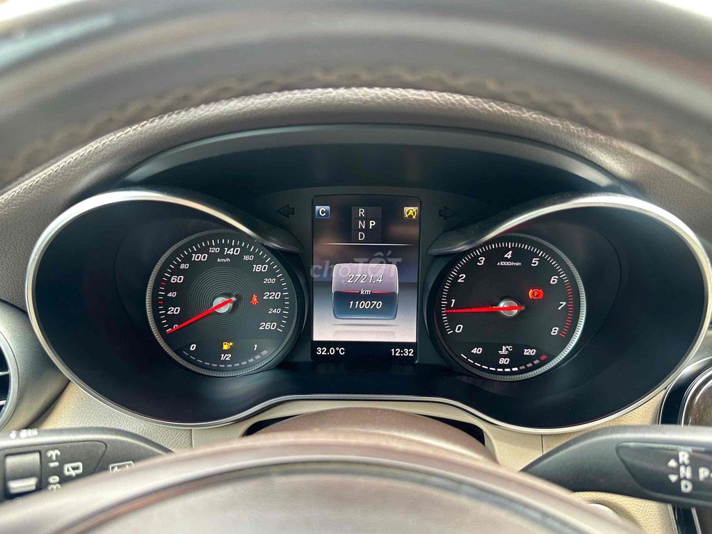 Mercedes Benz GLC200 sx 2018 màu đen. Mua bán Ô tô tại Quận Cầu Giấy Hà Nội được đăng bởi Cao Quý hình 15