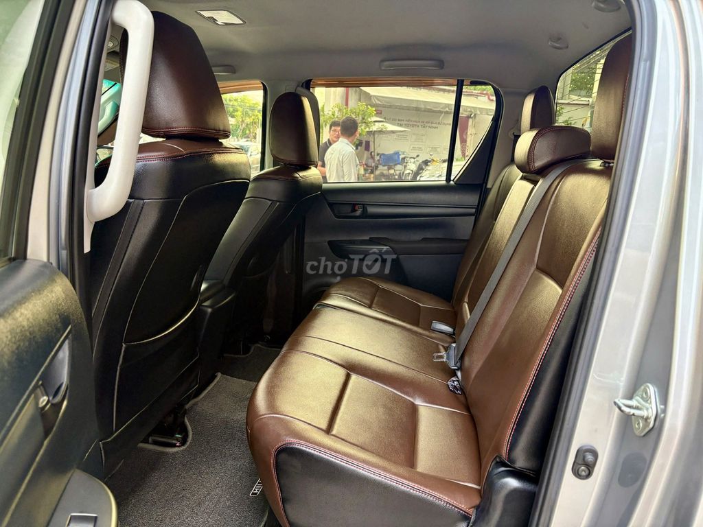 Toyota Hilux 2021 2.4 AT 77.000 km, bảo hành hãng. Mua bán Ô tô tại Quận Tân Phú Tp Hồ Chí Minh được đăng bởi Thành Nam Toyota  hình 2