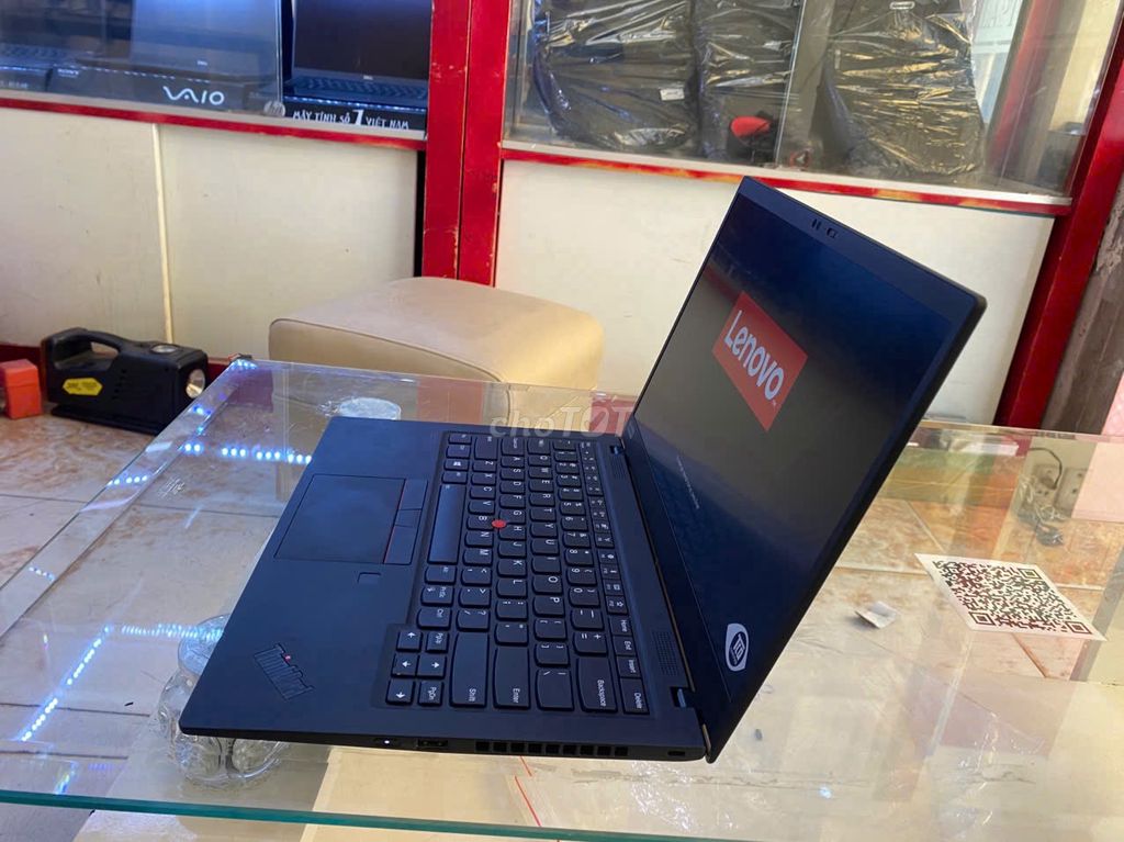 Lenovo Thinkpad X1 Carbon gen7. Mua bán Laptop tại Quận 10 Tp Hồ Chí Minh được đăng bởi Tân Thuận Computer hình 1