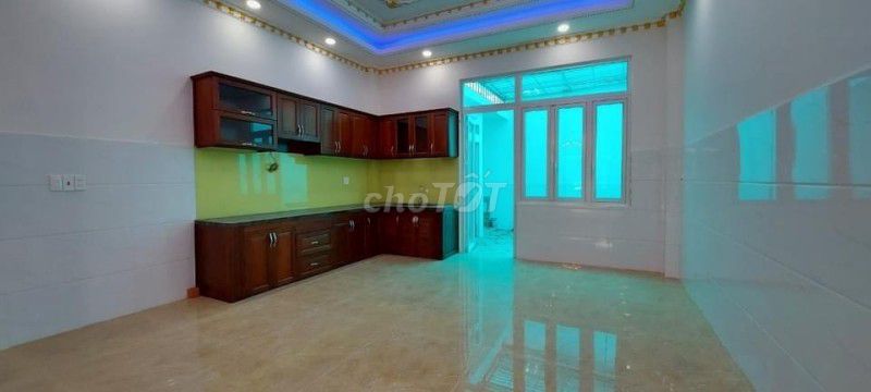 Nhà Bán Gấp Ngay Mặt Tiền Đường Số 6, 4 Tầng, Sổ Hồng Hoàn Công Đủ